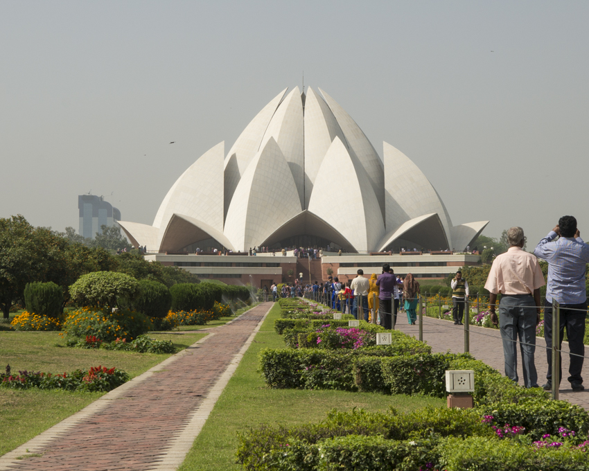 anthonylujan-lotustemple-india-emergingom-14