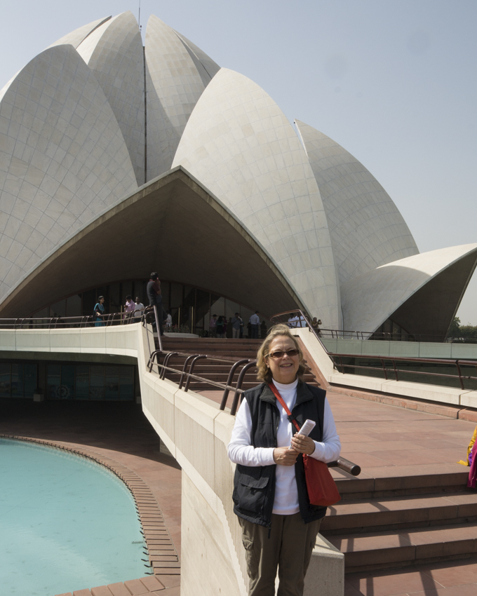 anthonylujan-lotustemple-india-emergingom-21