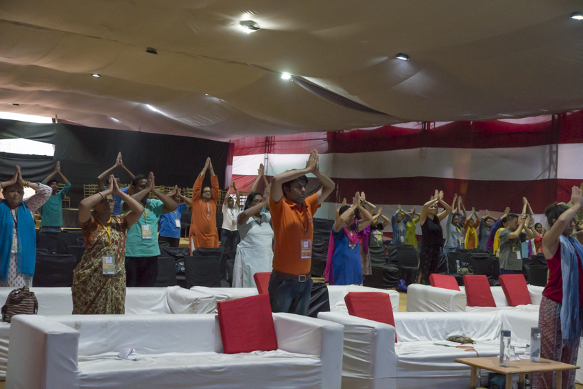 2016 Ujjain Yoga Kumbh Day 2 Meditation Finding God (16)